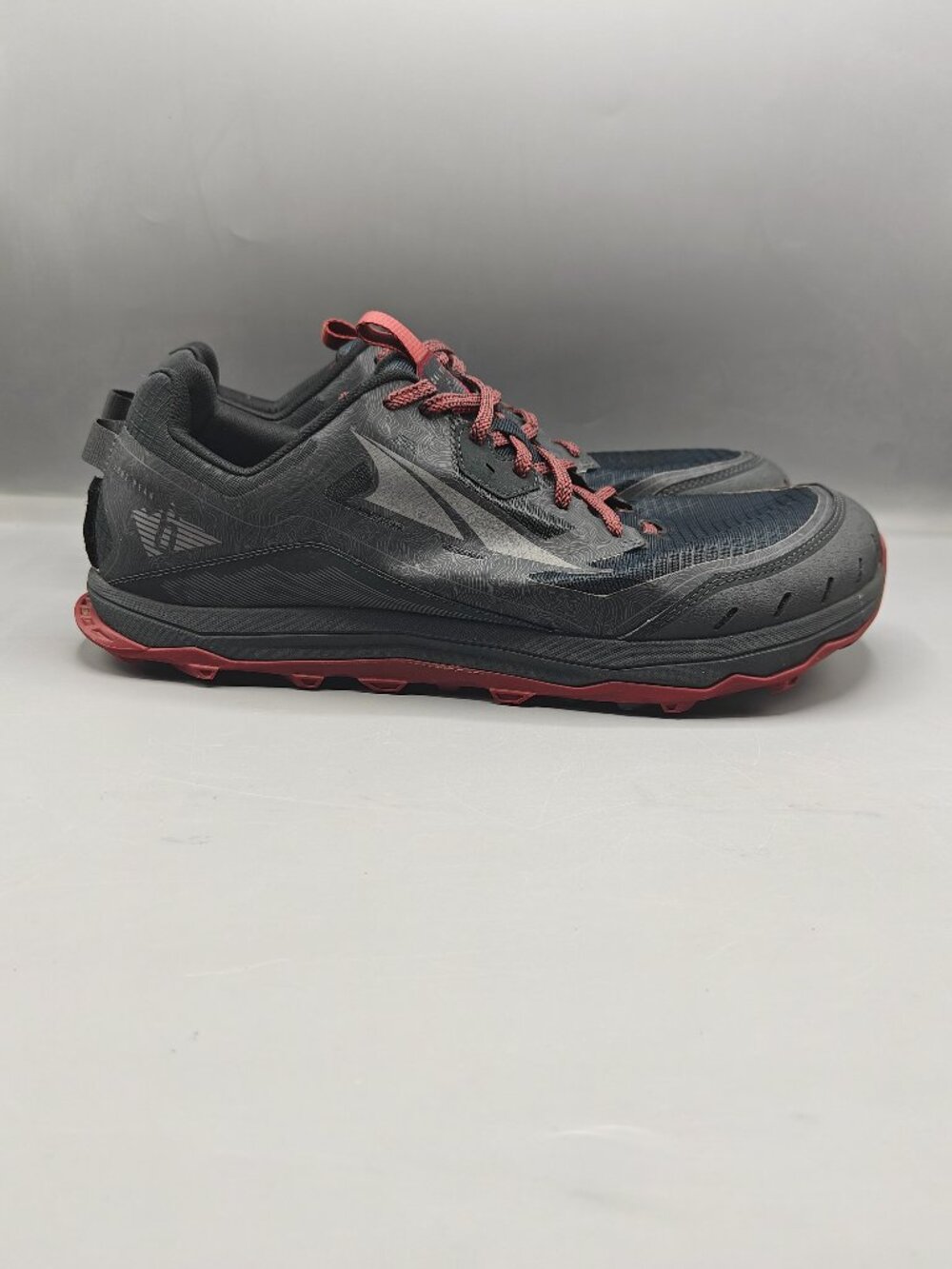 Altra Lone Peak 6 Grey Burgundy Red Men's Size 13 Wide Trail Running AL0A7R6K020